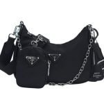 プラダのバッグ