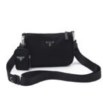 【極美品】大人気 PRADA プラダ ナイロン ショルダーバッグ 大容量 多機能 軽量 スマホ収納可 旅行 PRADA Shoulder Bag Black - 画像 (2)
