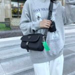希少 大人気 PRADA プラダ ナイロン ショルダーバッグ ブラック男女兼用 PRADA Shoulder Bag Black番号PR005 - 画像 (12)