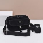 希少 大人気 PRADA プラダ ナイロン ショルダーバッグ ブラック男女兼用 PRADA Shoulder Bag Black番号PR005 - 画像 (2)