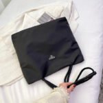 大容量・軽量 人気 PRADA プラダ ナイロン トートバッグ プラダ トートバッグ 男女兼用 Prada Handbag shoppingbag 番号PR005 - 画像 (7)