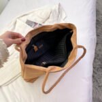 大容量・軽量 人気 PRADA プラダ ナイロン トートバッグ プラダ トートバッグ 男女兼用 Prada Handbag shoppingbag 番号PR005 - 画像 (23)