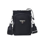 極美品 PRADA プラダ スマホショルダー プラダ スマホショルダーバッグ ナイロン PRADA Smartphone Shoulder Bag 番号QY007 - 画像 (11)
