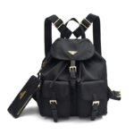 希少 【極美品】PRADA プラダ リュック　バックパック　ナイロン 人気 プラダ リュックサック メンズ レディース兼用 シンプルデザイン 大容量 多機能 軽量  スマホ収納可 旅行 PRADA Backpack