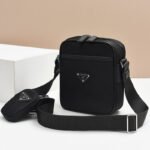 新品 大人気 プラダ ポーチ ショルダーバッグ ナイロンバッグ 男女兼用 PRADA Shoulder Bag  番号PR003 - 画像 (6)