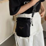 極美品 PRADA プラダ スマホショルダー プラダ スマホショルダーバッグ ナイロン PRADA Smartphone Shoulder Bag 番号QY007 - 画像 (18)