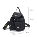 希少 【極美品】PRADA プラダ リュック　バックパック　ナイロン 人気 プラダ リュックサック メンズ レディース兼用 シンプルデザイン 大容量 多機能 軽量  スマホ収納可 旅行 PRADA Backpack - 画像 (3)