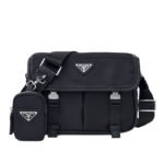 大容量 多機能 PRADA プラダ ナイロン ショルダーバッグ ブラック希少 大人気 男女兼用 PRADA Shoulder Bag Black