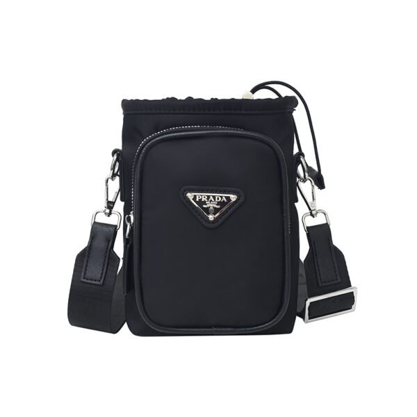 DSC_4061 極美品 PRADA プラダ スマホショルダー プラダ スマートフォンケース スマホショルダーバッグ ナイロン 男女兼用 | PRADA Mint Condition Nylon Smartphone Shoulder Bag - Unisex Crossbody Phone Pouch