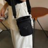 IMG_7977 極美品 PRADA プラダ スマホショルダー プラダ スマートフォンケース スマホショルダーバッグ ナイロン 男女兼用 | PRADA Mint Condition Nylon Smartphone Shoulder Bag - Unisex Crossbody Phone Pouch